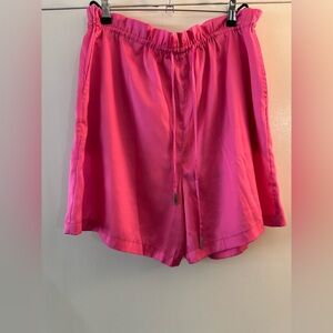 Halston hot pink satin shorts 14